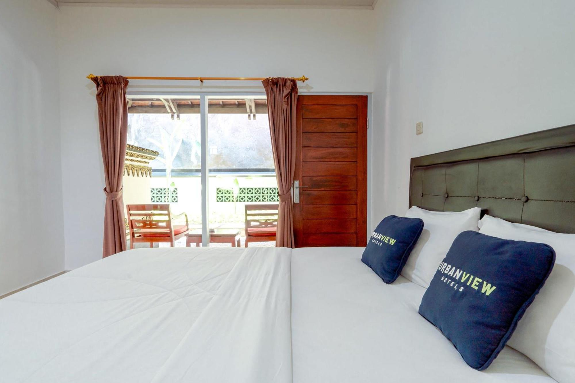 Urbanview Hotel Rasa Sayang Inn Tanjung Benoa Bali Kuta Selatan Exterior foto